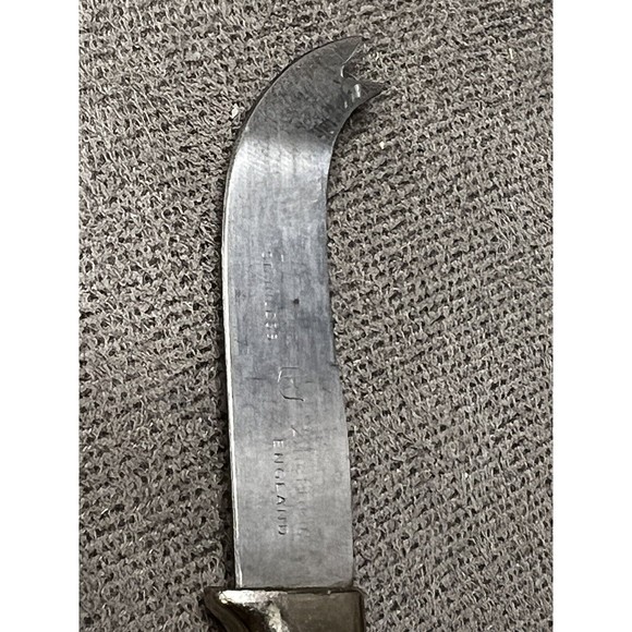 VTG Regent Sheffield Cutlery Stainless Steel Cheese Knives Bakelite Flowers - Picture 4 of 7